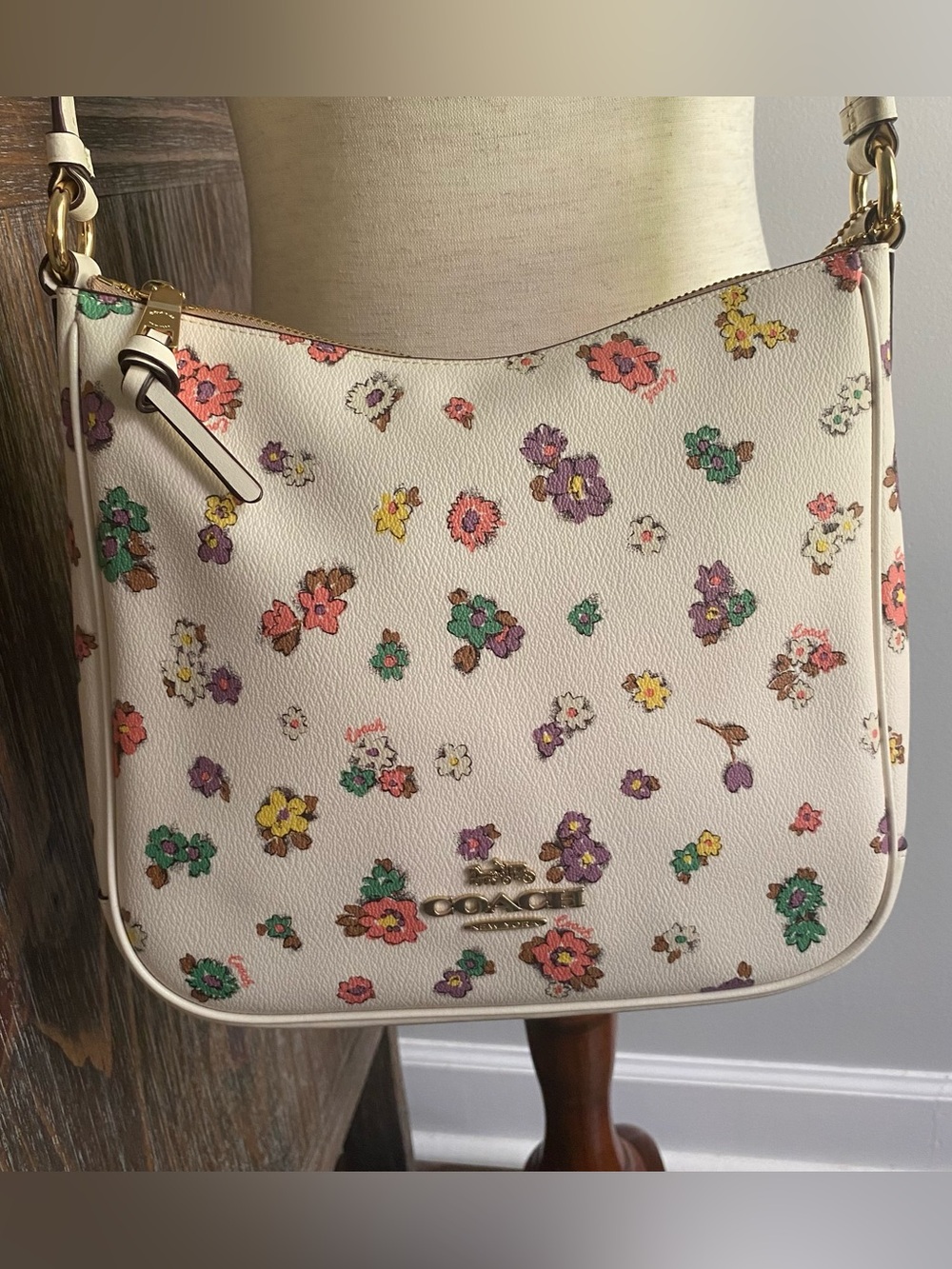 Coach ELLIE FILE BAG WITH SPACED FLORAL FIELD PRINT Crossbody Beige Gold - Picture 13 of 16